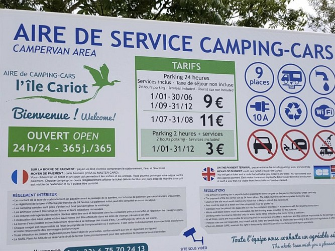 Aire de camping-car, l'Île Cariot