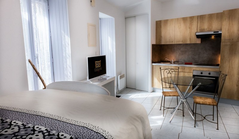 CHÂTEAU DES TOURELLES - GITE LE "CRÉATIF"