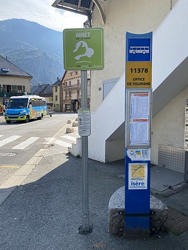 Arrêt de bus Office du tourisme