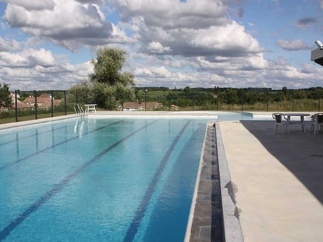 Piscine-Sauveterre