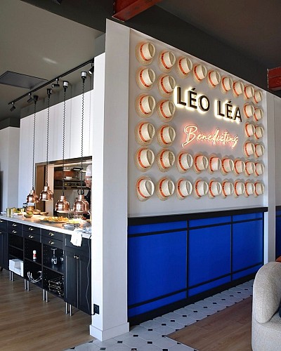 Enseigne Léo Léa Bénédictins