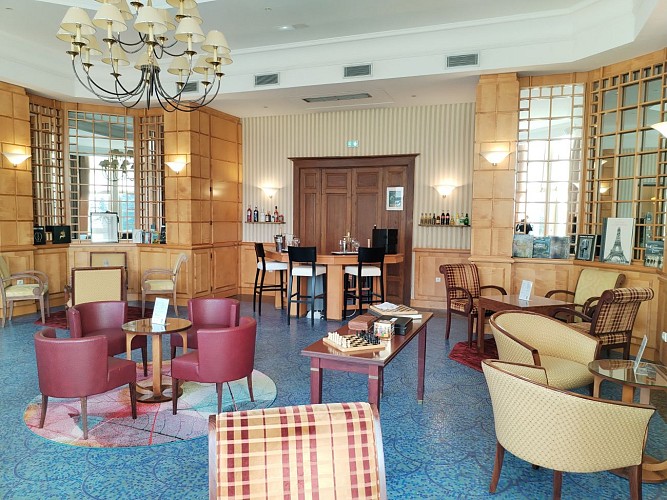 Le 1845 Briare - Salon de Thé - Grand Salon