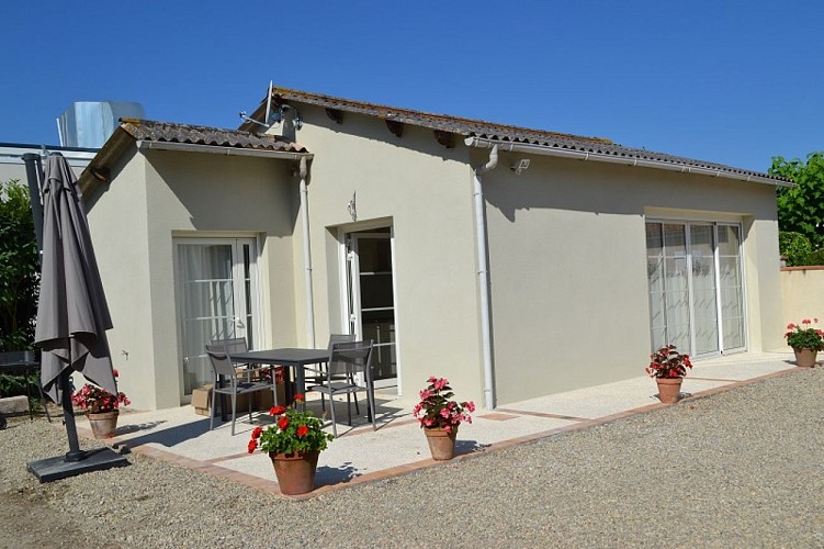 Maison Guyenne - photos extérieure entrée