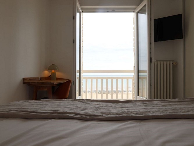chambre-vue-mer-terrasse-clos-normand-cassandra-langlois