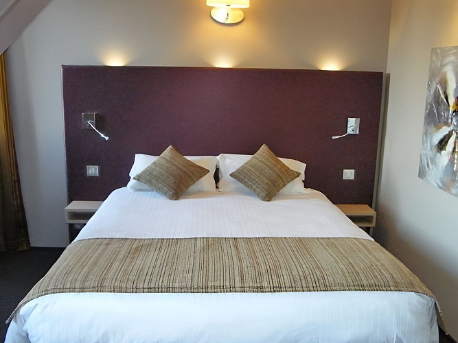 Hotel St-Pierre à Vire - chambre