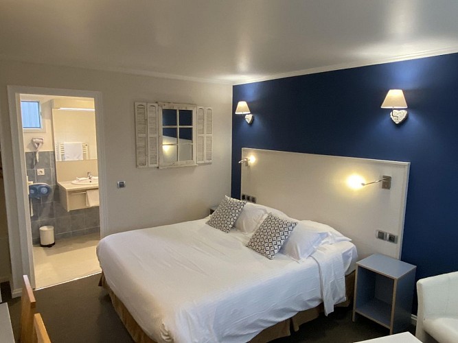 Motel-les-bleuets-chambre-standard
