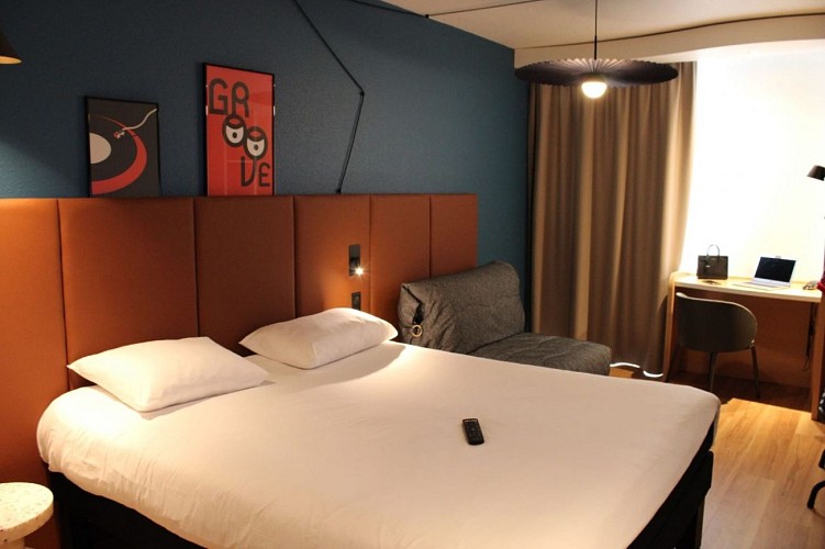 chambre double vue sur le port de pêche