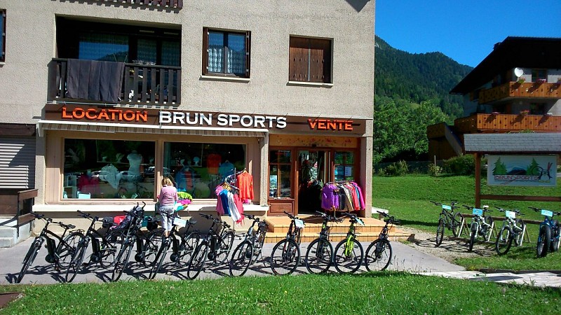Magasin Brun Sports et location de vélo