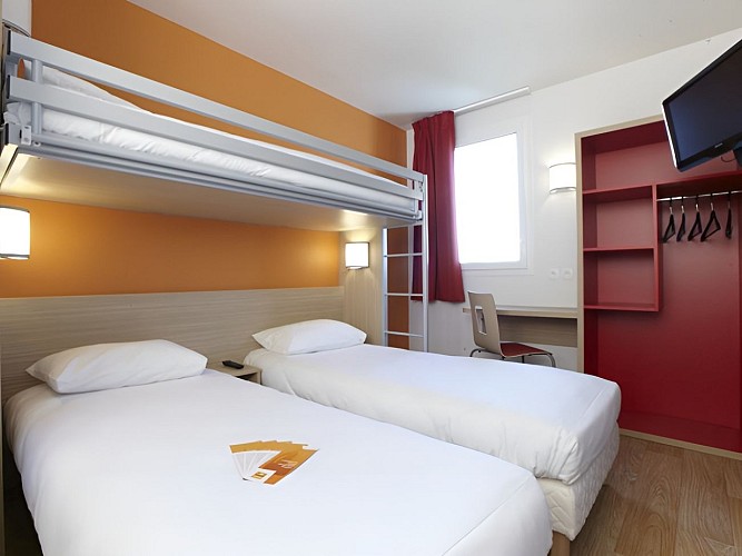 Hotel Première Classe St Contest - chambre triple