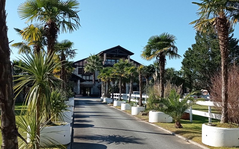 Allée du Santa Maria