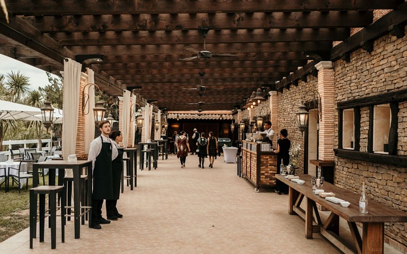 Espace cocktail extérieur