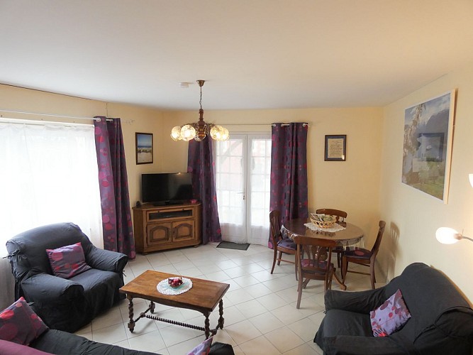 Salon Roubinet à Vielle Tursan avec Gîtes de France Landes