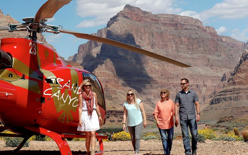 From Las Vegas: 70+ min Grand Canyon West Rim Helicopter Tour Plus Canyon Floor Landing with Champagne