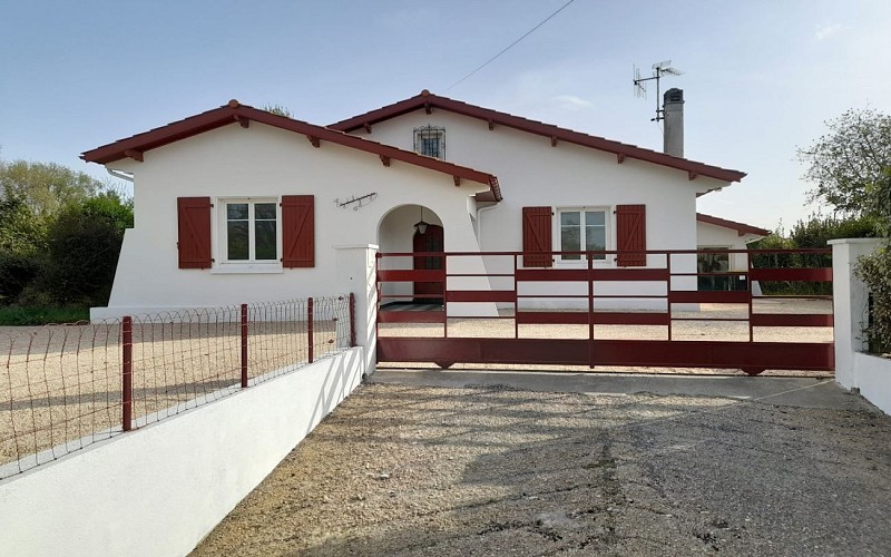 FACADE MAISON1440x900