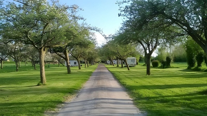 aire-naturelle-de-camping-reux-7-