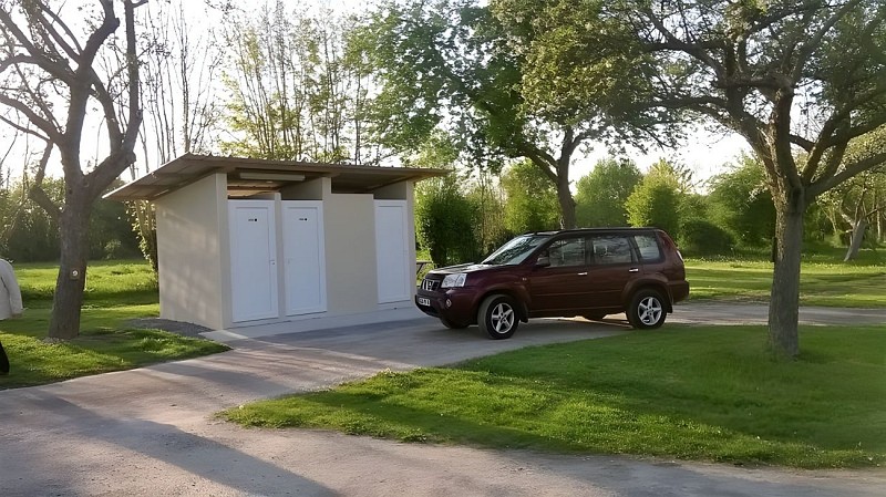 aire-naturelle-de-camping-reux-6-