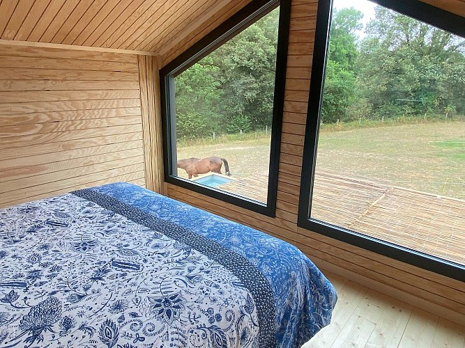 terves-cabane-du-petit-moulin-chambre1