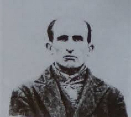 Stèle le Cluzel