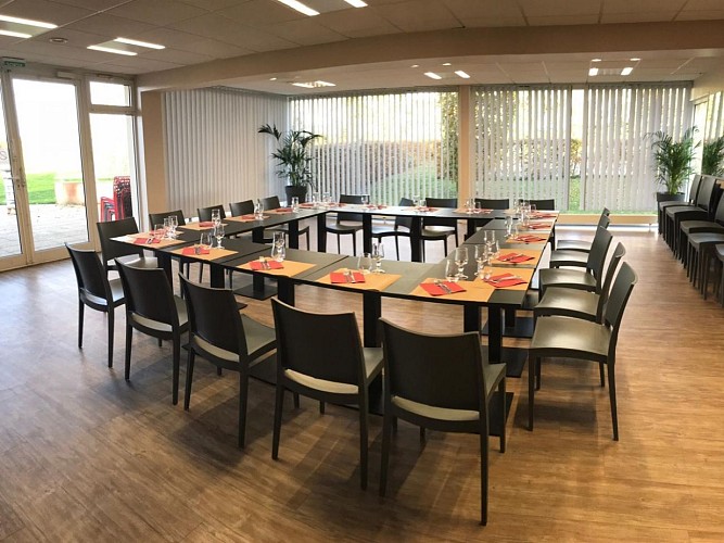 salle-de-reunion-Golf-Caen-la-mer