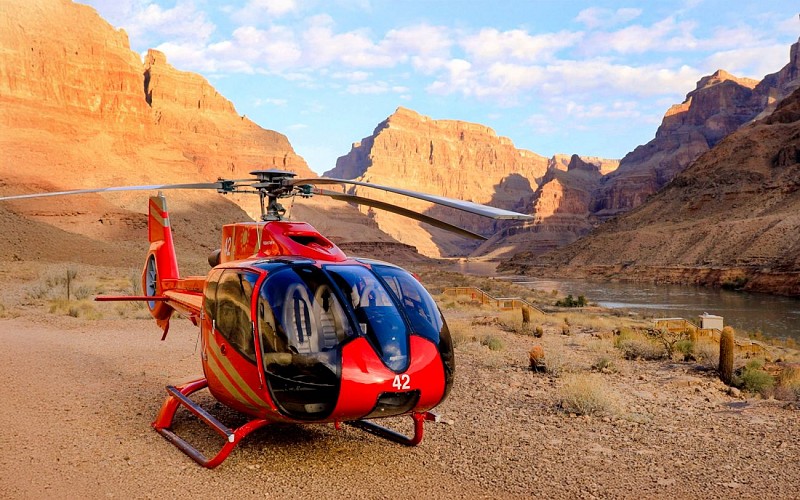 15-min Grand Canyon West Rim Helicopter Tour plus Canyon Floor Landing, Boat Ride with Optional Skywalk