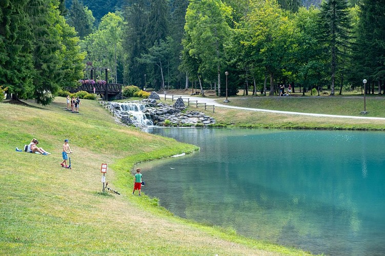 Aire de pique-nique du lac aux dames