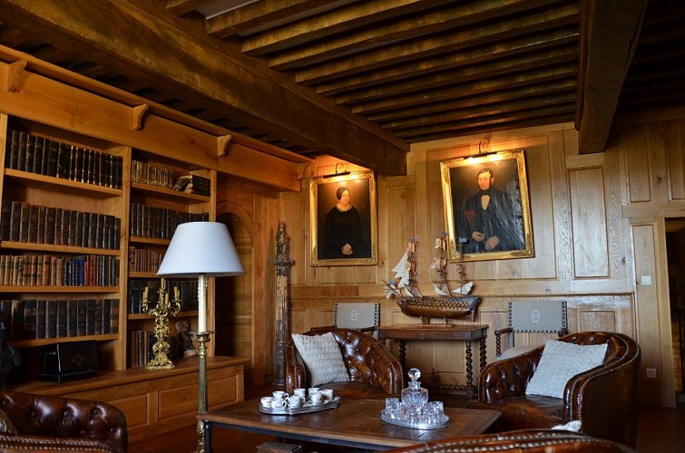 Chateau des Vallons intérieur sirtaqui