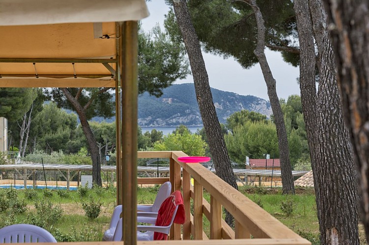 Trade fair offer - Stay at AEC Les Dauphins