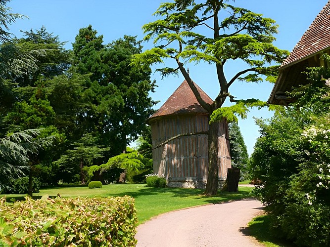 Manoir de Bellou, près de Livarot en Normandie