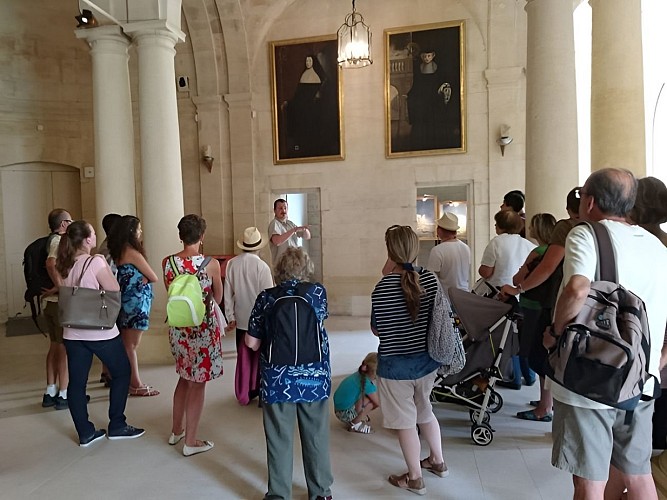 Visite guidée de l'abbaye aux dames à Caen