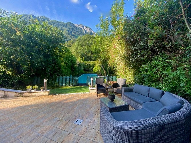 LE MOUTON BLEU - Terrasse - ACCOUS