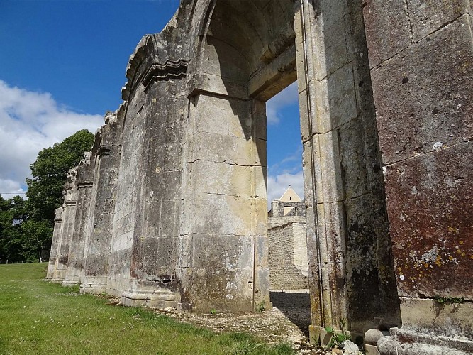 Abbaye-notre-dame-villers-canivet (1)