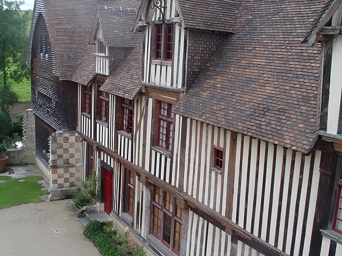 château St Germain de Livet