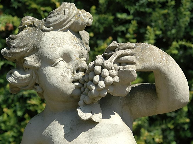 Sculpture au jardin des plantes de Caen