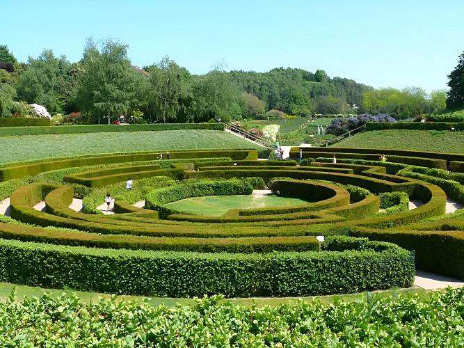 Labyrinthe du parc de la colline aux oiseaux à Caen