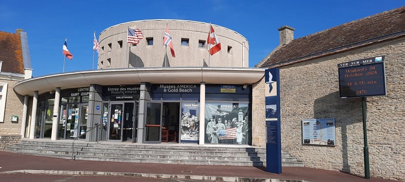 Musées America & Gold Beach