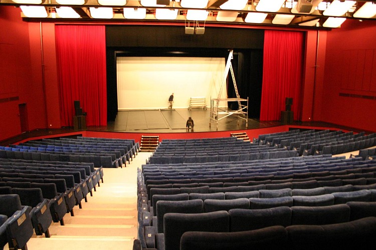 L'Embarcadère, grande salle, Montceau-les-Mines