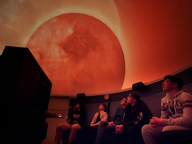 Le Planétarium du Paléospace