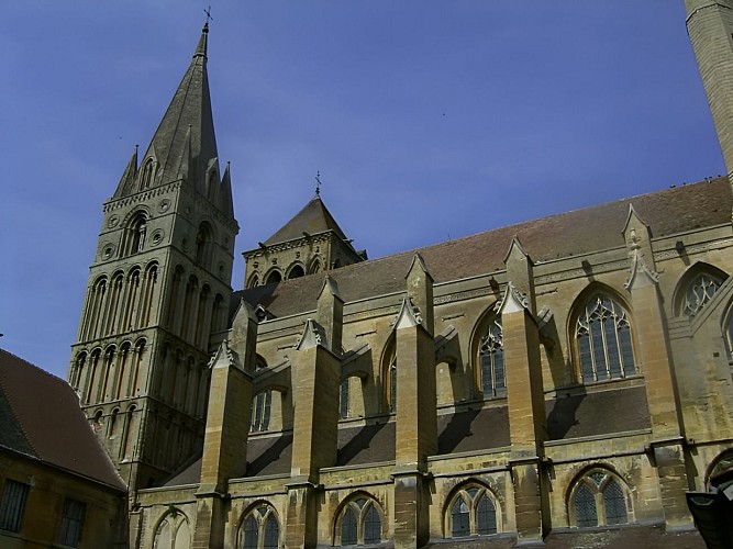 SAINT PIERRE SUR DIVES_Eglise abbatiale