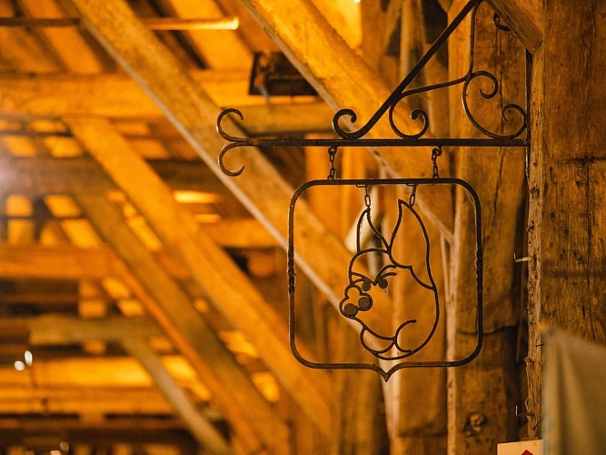 Intérieur des halles médiévales