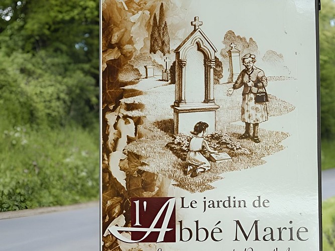 Jardin de l'Abbé Marie à Saint-Germain-de-Livet - photo Julien Boisard (1)