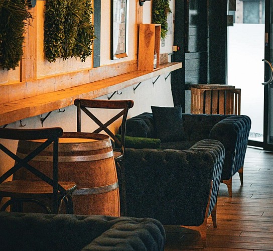 oenobar - Pau - les fauteuils