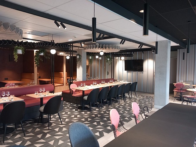 RESTAURANT  ALBERT'S PLACE