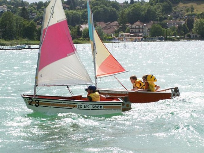 SPAC : location dériveurs, catamarans, planches à voile, canoës et paddles