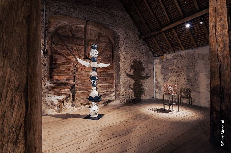 Tithe Barn "Grange Dîmière"