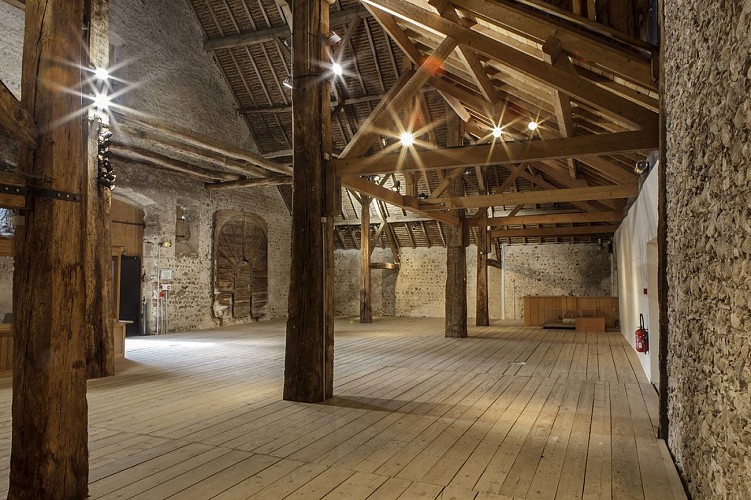 Tithe Barn "Grange Dîmière"