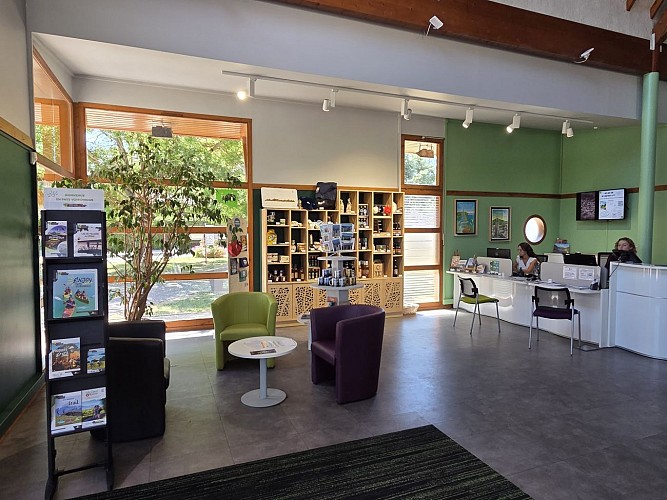 Pays Voironnais Tourist Office, Lake Paladru information office
