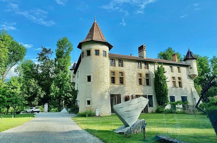 Park of the Saint Jean de Chépy Domaine