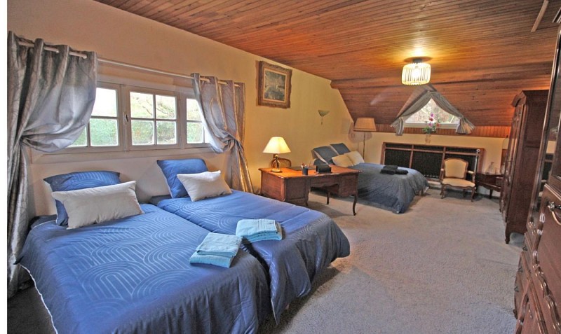 a Villa du Lac, commune de Bujaleuf en Haute-Vienne - chambre 2nd étage_10