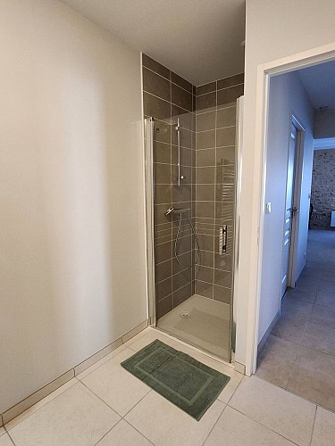 74568939-4b48-4941-ba4d-4063ece4a357