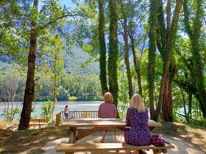 Aire de service cyclo Belle Via Vallée de l'Isère